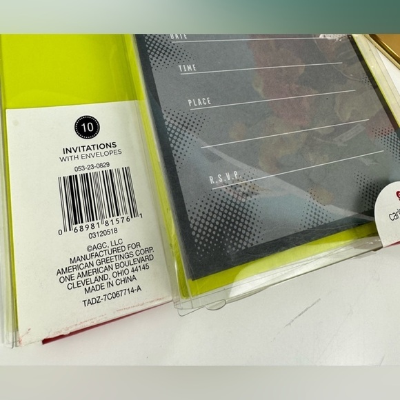 Carlton Cards, set of 2 party invitation boxes, each box has 10, new with tags - Picture 4 of 6